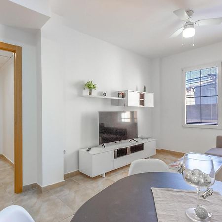 Amazing Apartment In Санта Пола Экстерьер фото