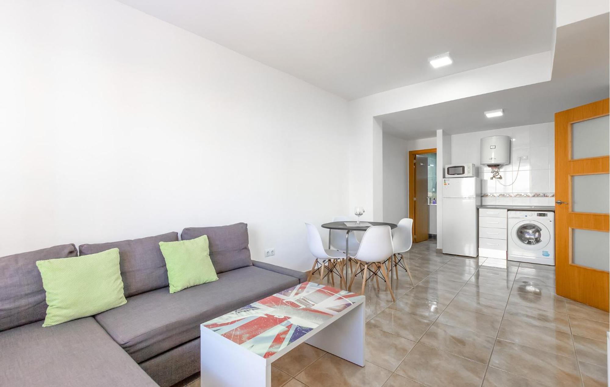 Amazing Apartment In Санта Пола Экстерьер фото